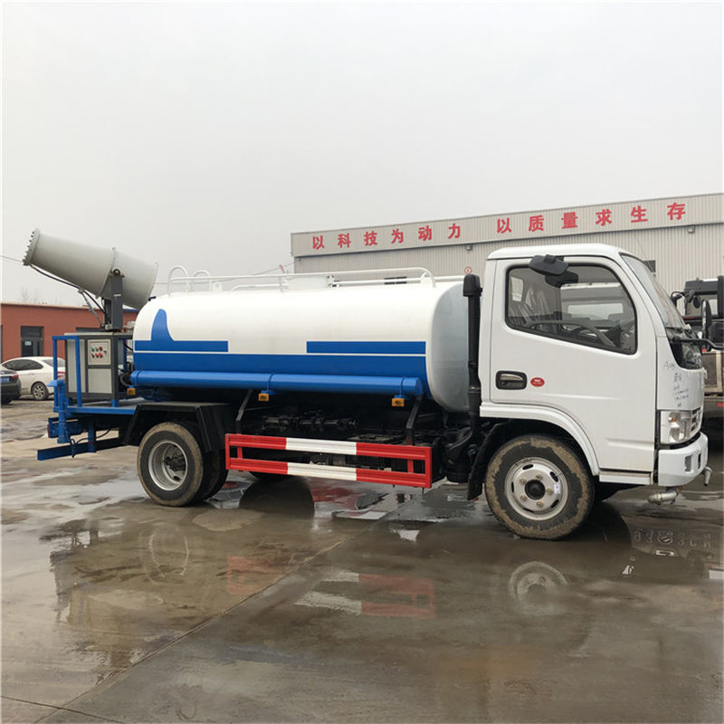 5方霧炮灑水車東風(fēng)D6.jpg